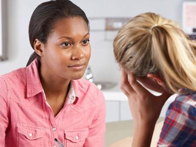 Student meets with a counselor.