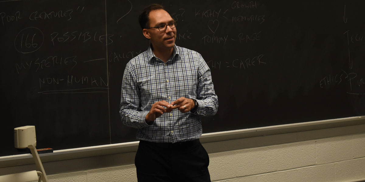 Professor Wayne Kobylinski in the classroom.