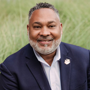 Headshot of Larry White Sr.