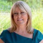 Headshot of AACC president, Dawn Lindsay.