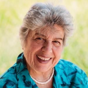 Headshot of Anelle Tumminello