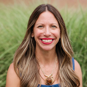 Headshot of Jennifer Pastrone
